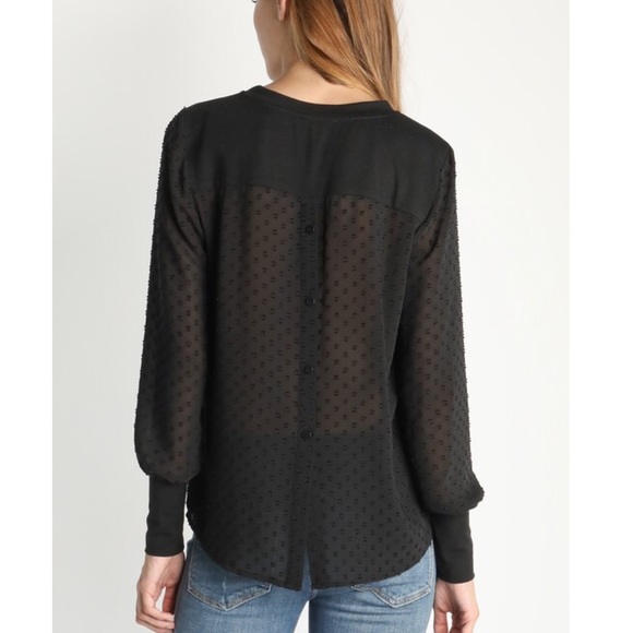 1 XS LEFT!🍂 Skies are Blue Blouse Top - Picture 3 of 5